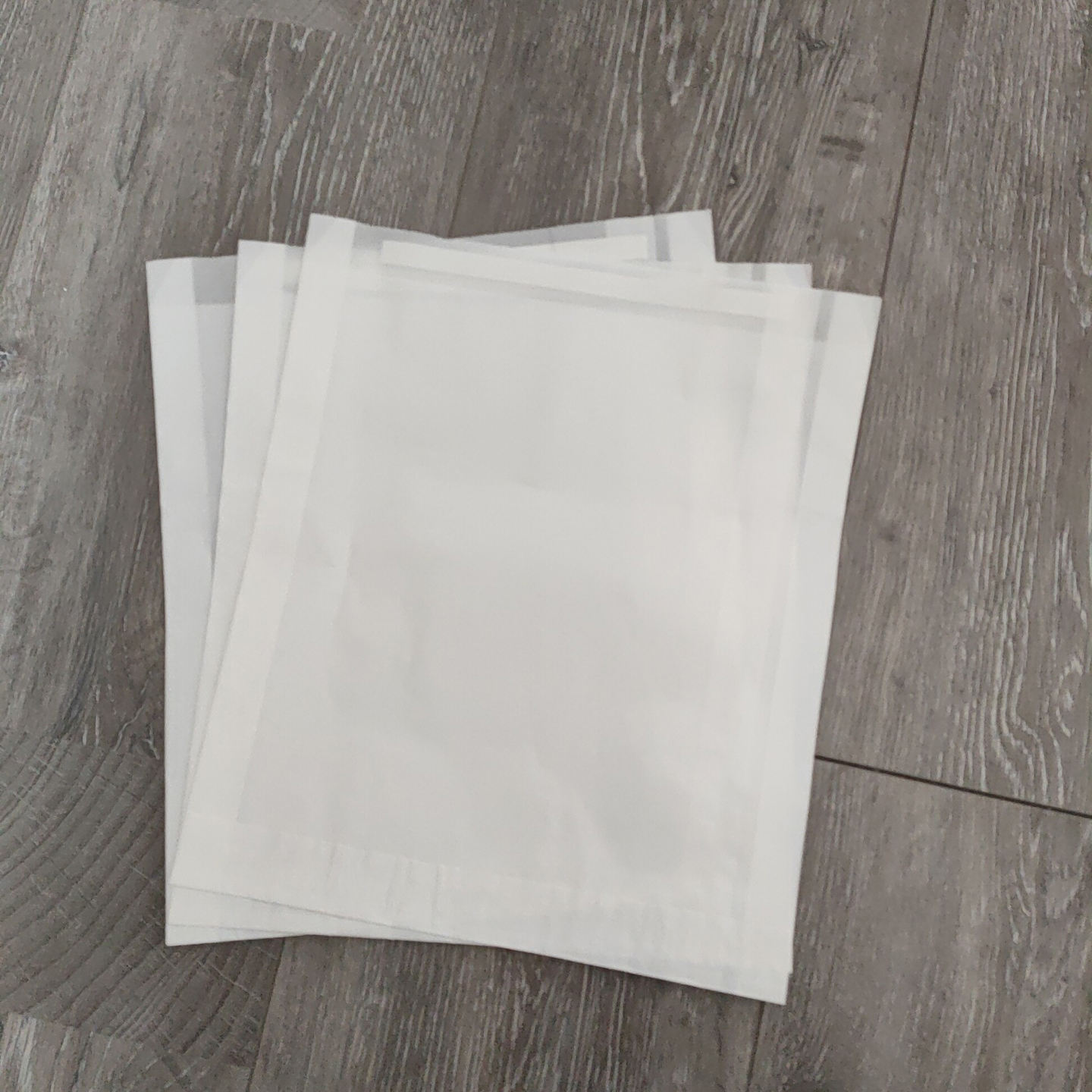 Custom Biodegradable Semi-Transparent White 35gsm Glassine Waxed Paper Bag for Garment Clothing Packaging